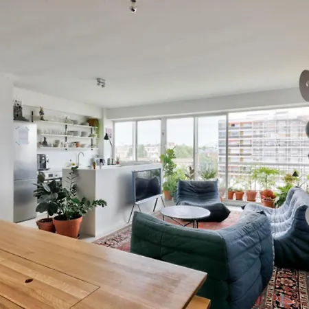 Beautiful For 4 People - 10e Apartment